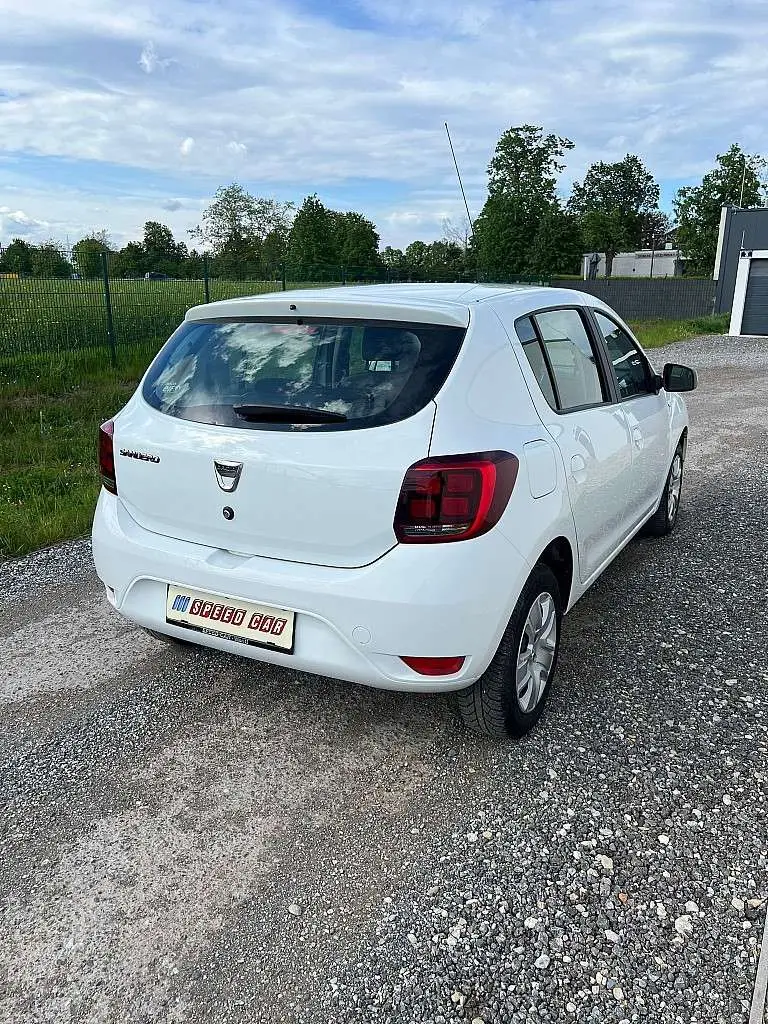 Photo 1 : Dacia Sandero 2020 Petrol