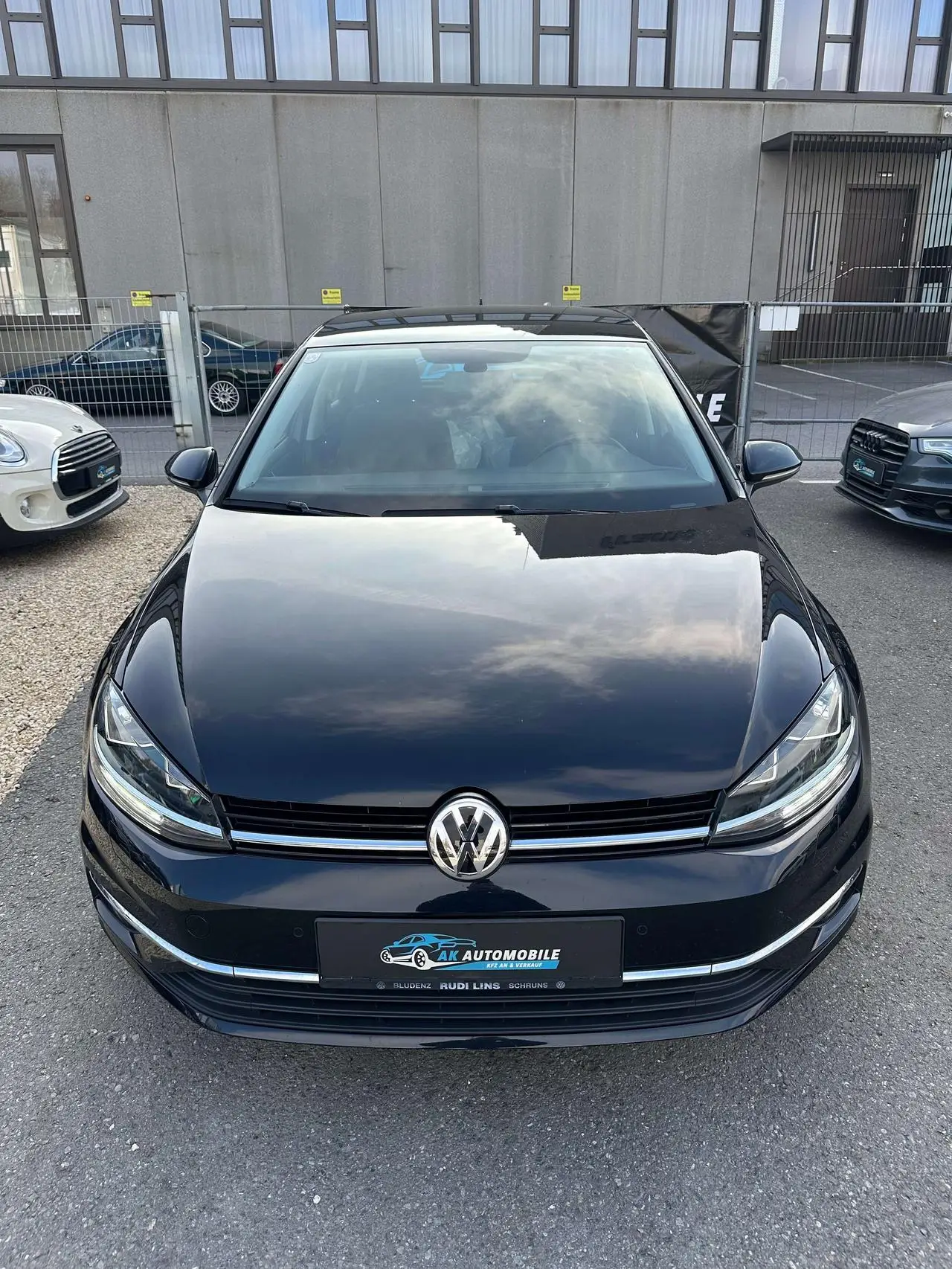 Photo 1 : Volkswagen Golf 2017 Diesel