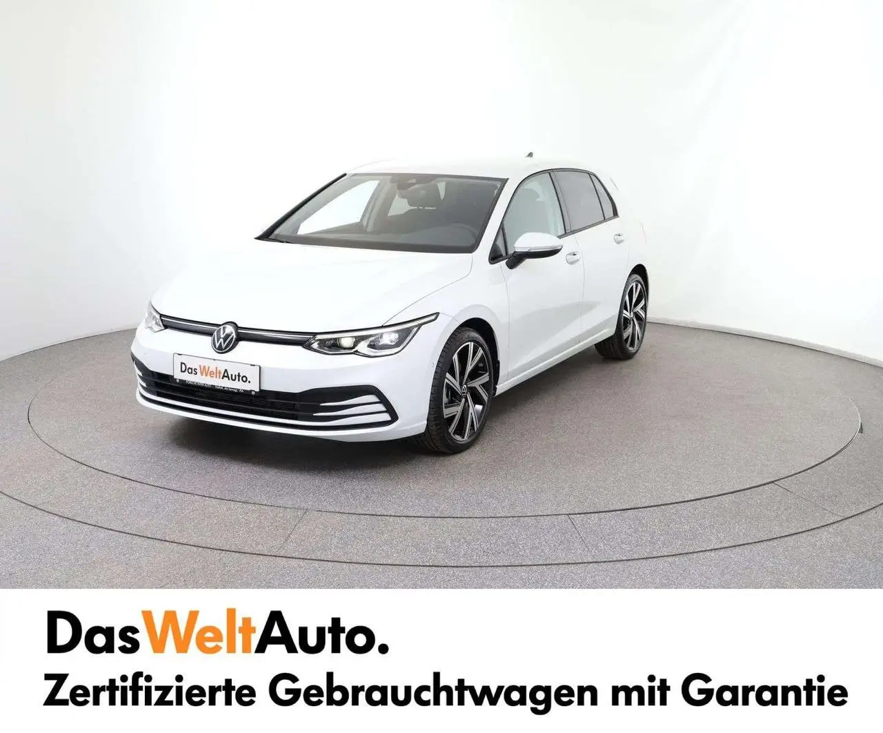 Photo 1 : Volkswagen Golf 2024 Petrol