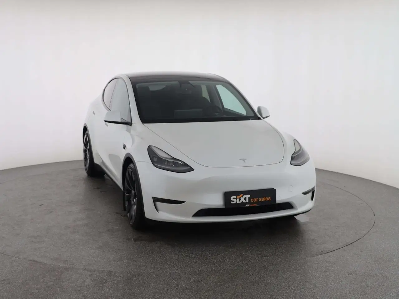 Photo 1 : Tesla Model Y 2022 Électrique