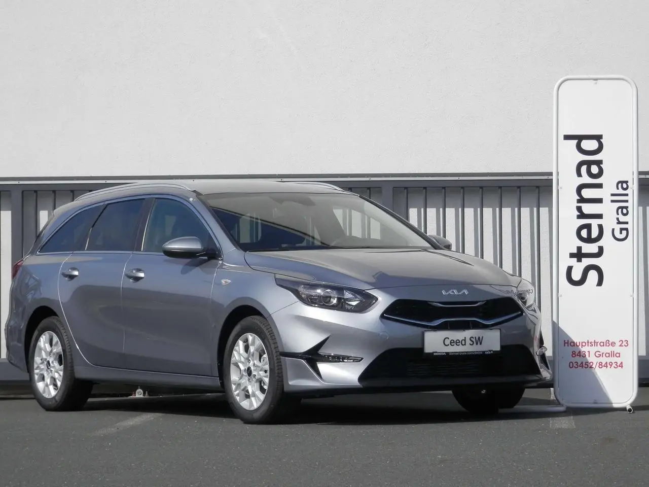 Photo 1 : Kia Ceed 2024 Petrol