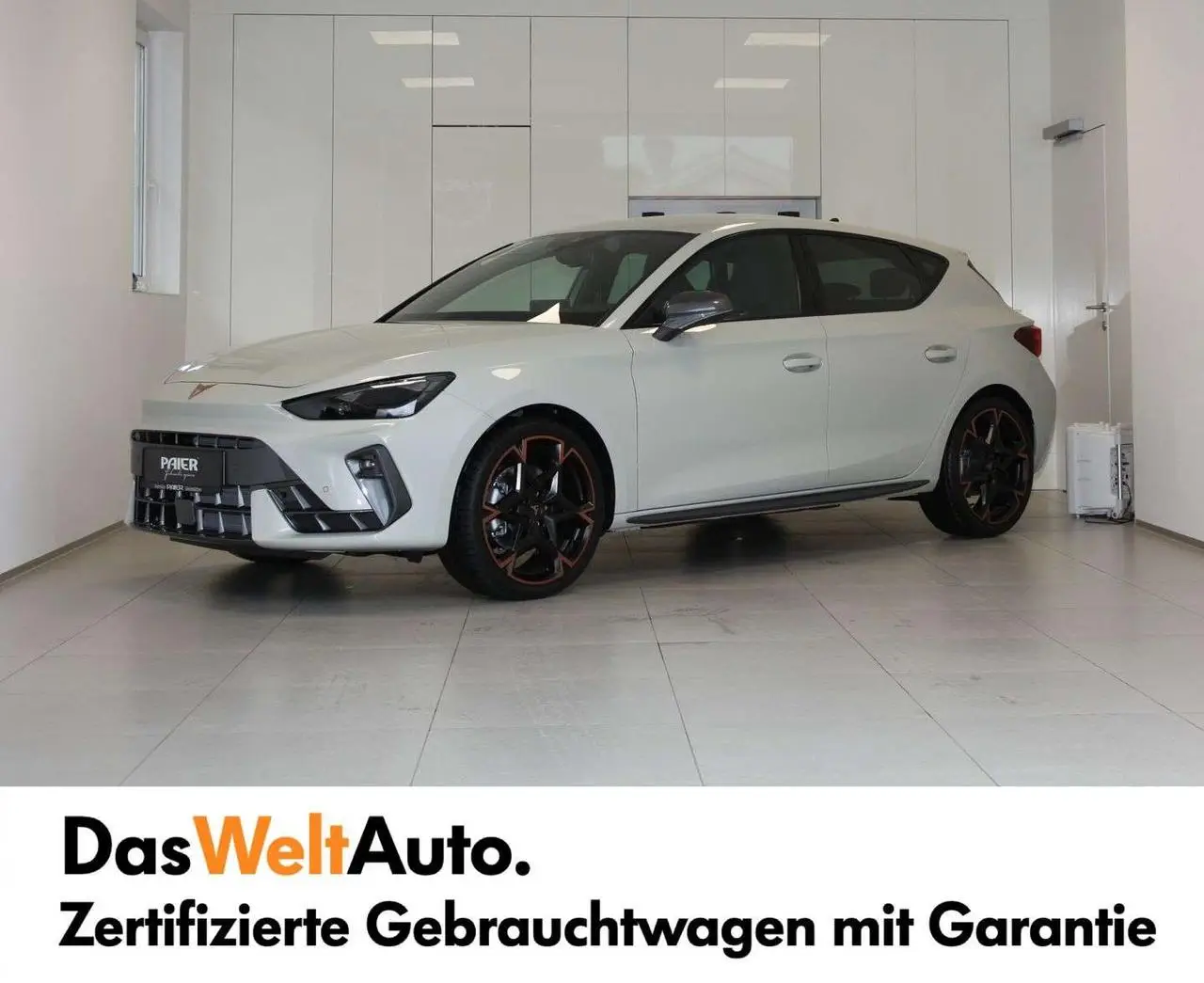 Photo 1 : Cupra Leon 2024 Petrol