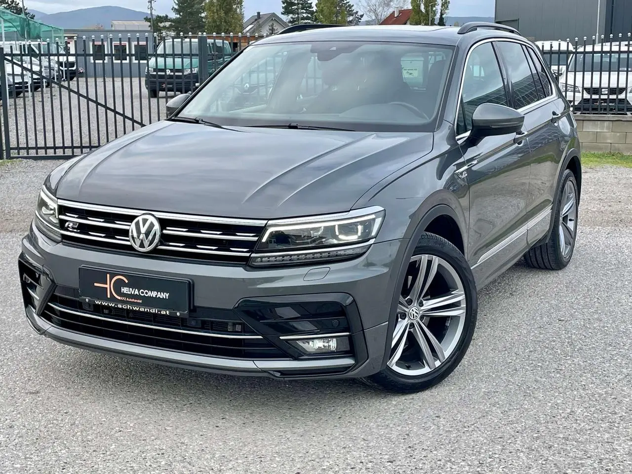 Photo 1 : Volkswagen Tiguan 2018 Diesel