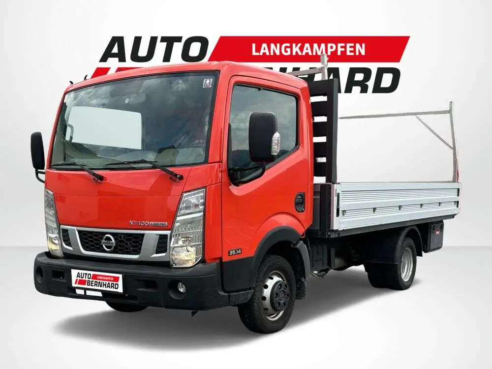 Photo 1 : Nissan Cabstar 2015 Diesel