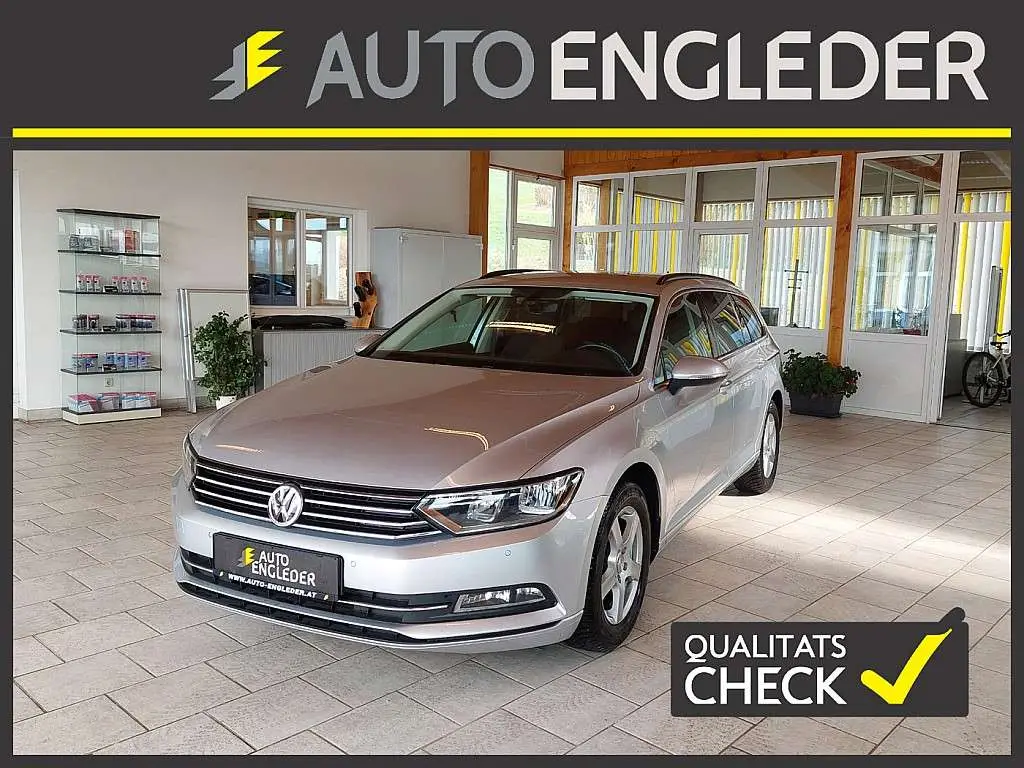 Photo 1 : Volkswagen Passat 2018 Diesel