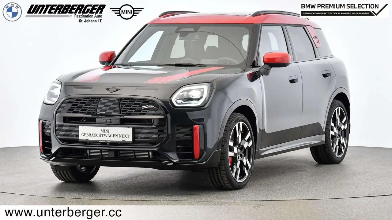 Photo 1 : Mini John Cooper Works 2024 Essence