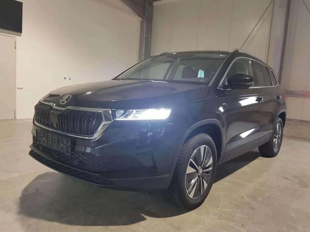 Photo 1 : Skoda Karoq 2024 Diesel