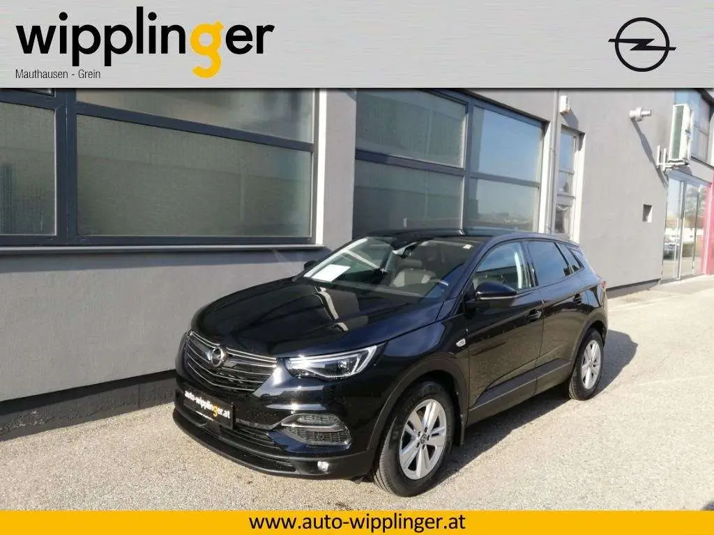 Photo 1 : Opel Grandland 2018 Petrol