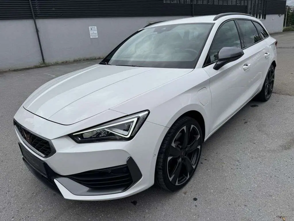 Photo 1 : Cupra Leon 2021 Hybride