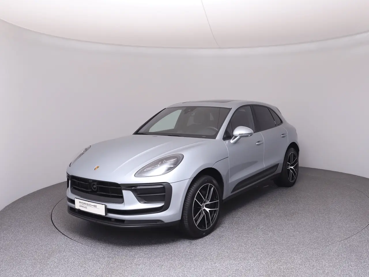 Photo 1 : Porsche Macan 2024 Essence