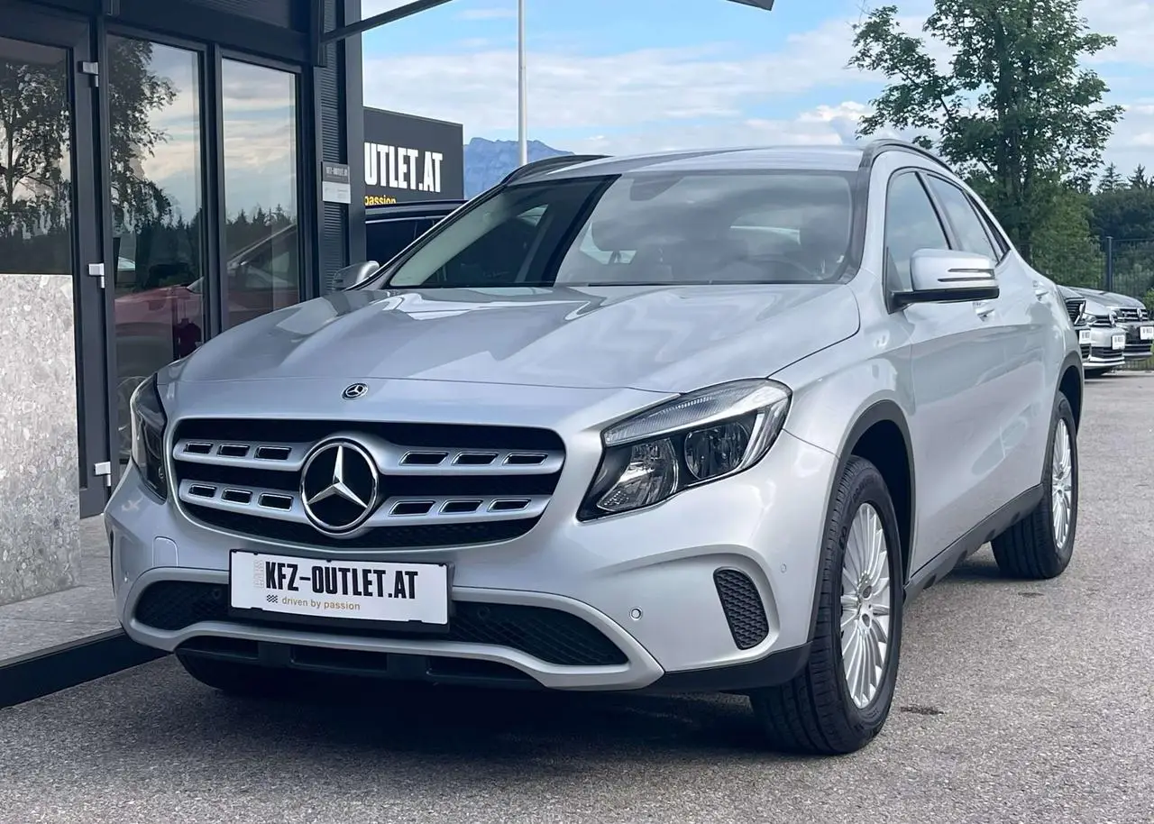 Photo 1 : Mercedes-benz Classe Gla 2019 Petrol