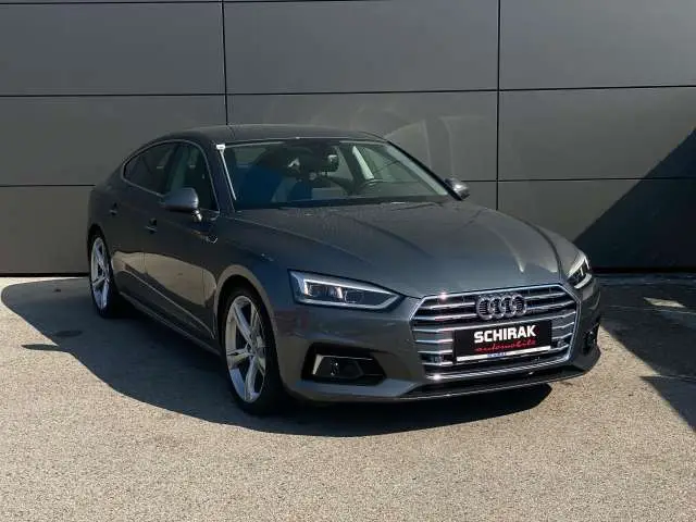 Photo 1 : Audi A5 2019 Essence