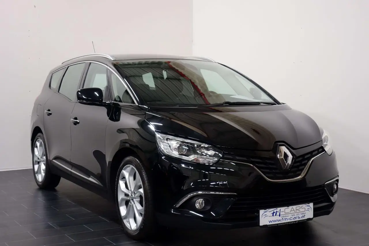 Photo 1 : Renault Grand Scenic 2017 Petrol