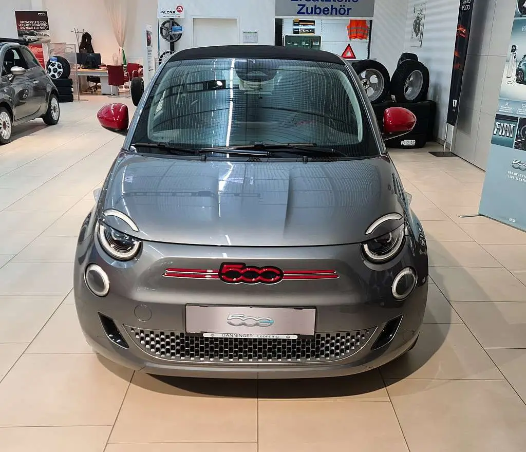 Photo 1 : Fiat 500c 2022 Électrique