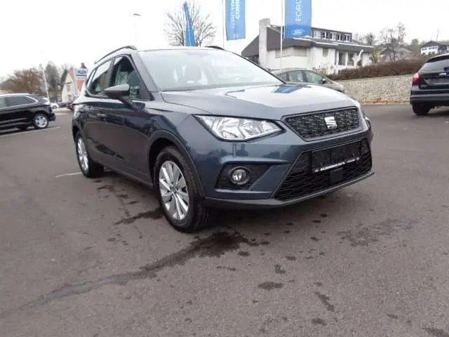 Photo 1 : Seat Arona 2021 Essence