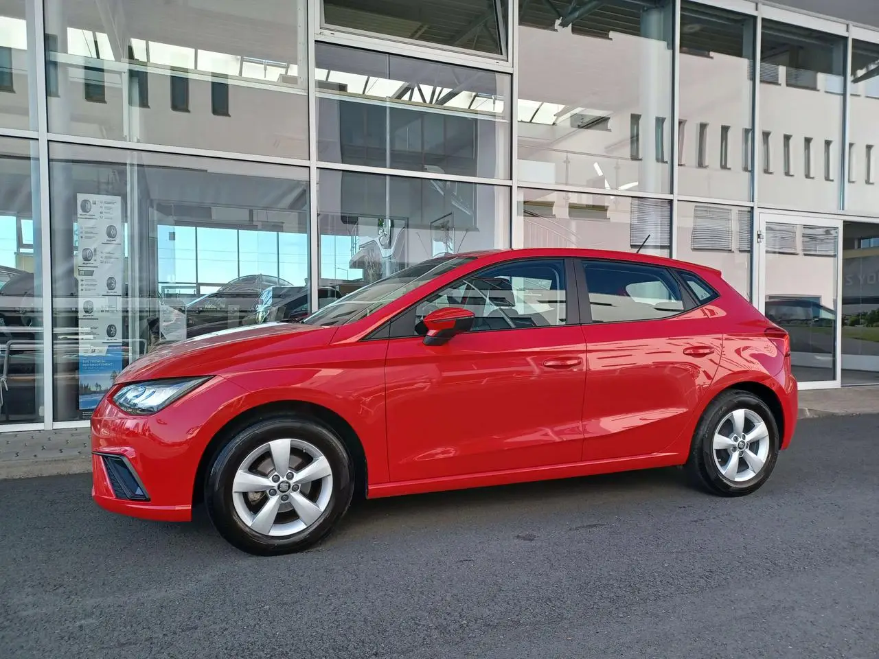 Photo 1 : Seat Ibiza 2022 Essence