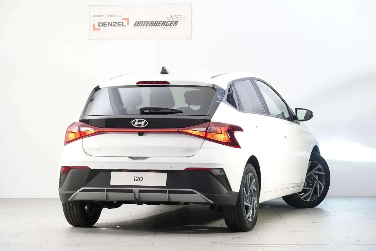 Photo 1 : Hyundai I20 2024 Petrol