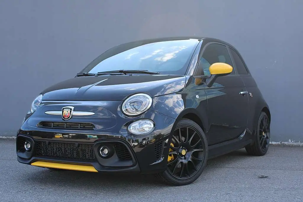 Photo 1 : Abarth 595 2022 Essence