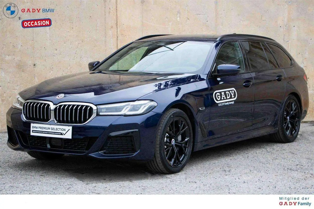 Photo 1 : Bmw Serie 5 2022 Hybrid