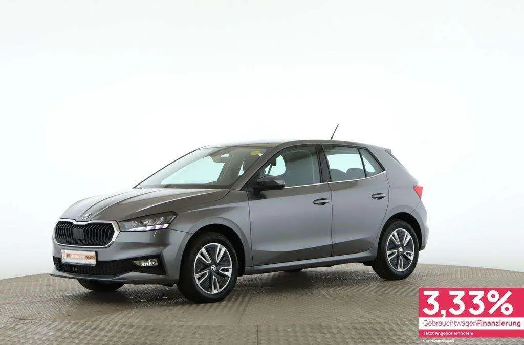 Photo 1 : Skoda Fabia 2024 Petrol