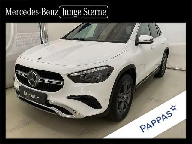 Photo 1 : Mercedes-benz Classe Gla 2023 Hybrid