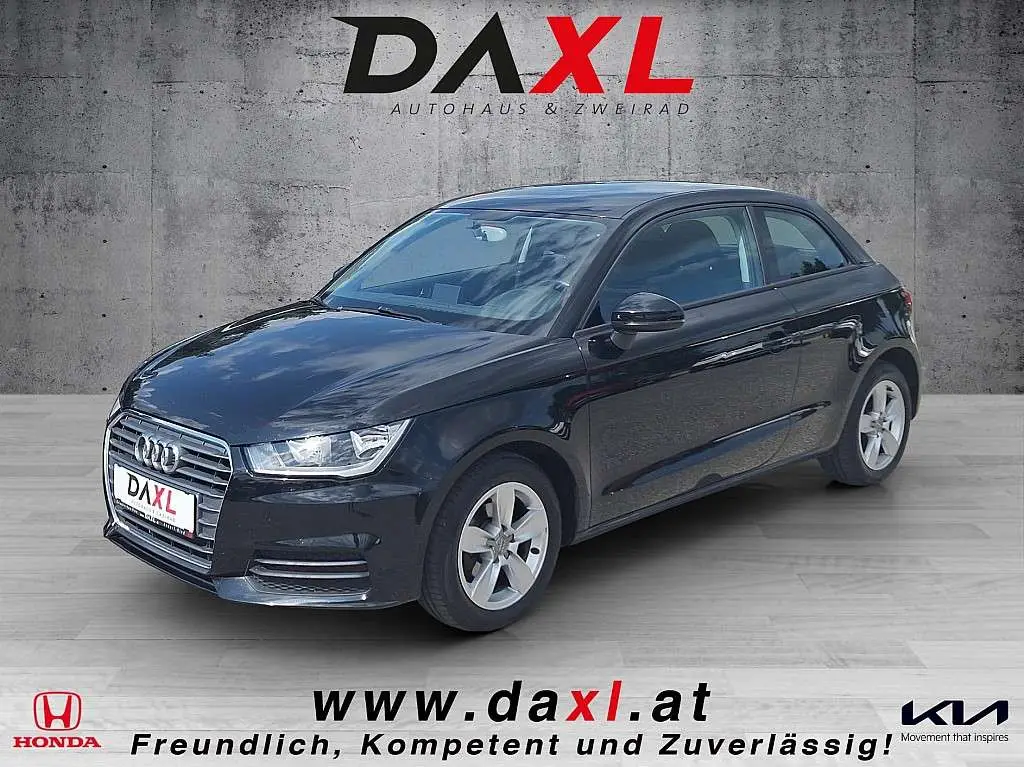 Photo 1 : Audi A1 2016 Essence