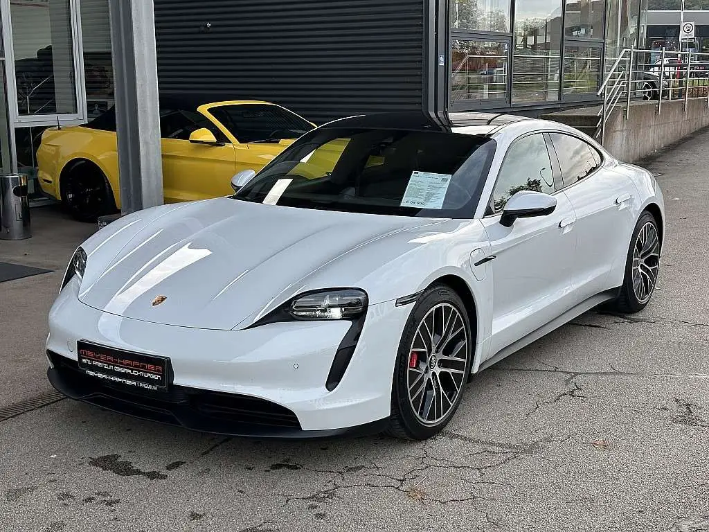 Photo 1 : Porsche Taycan 2020 Electric