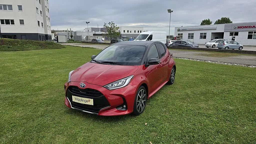 Photo 1 : Toyota Yaris 2021 Petrol