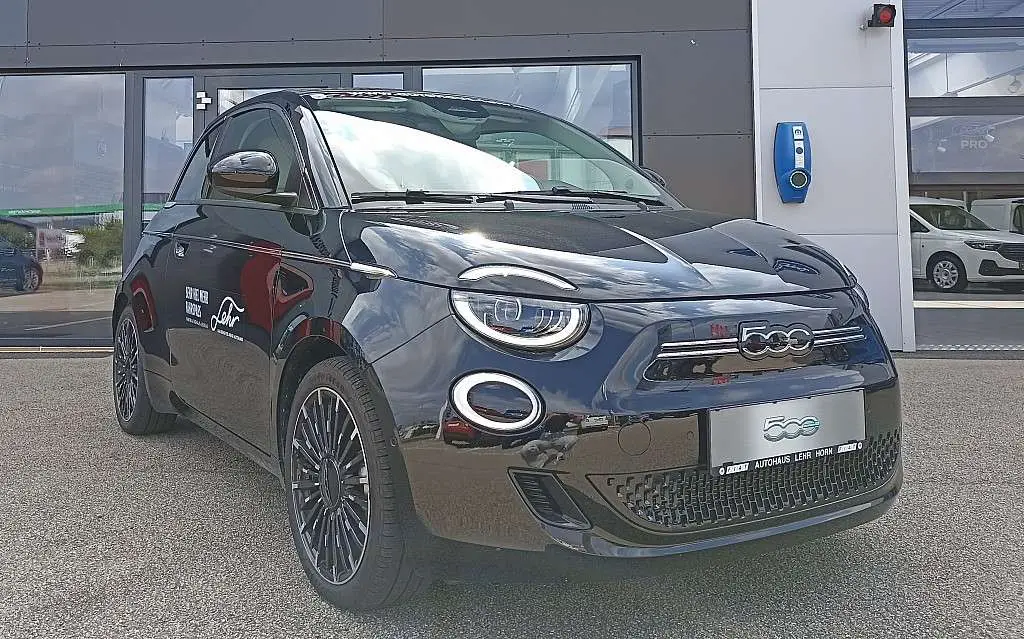 Photo 1 : Fiat 500 2024 Électrique