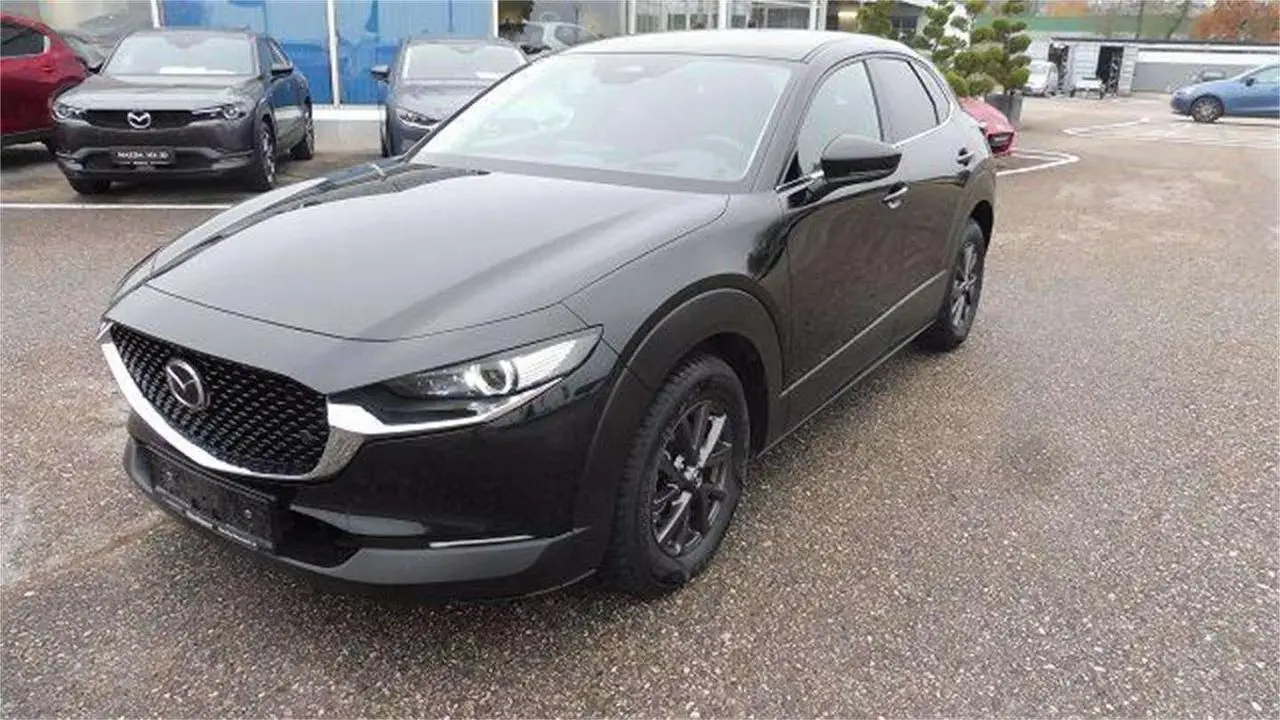 Photo 1 : Mazda Cx-30 2024 Petrol