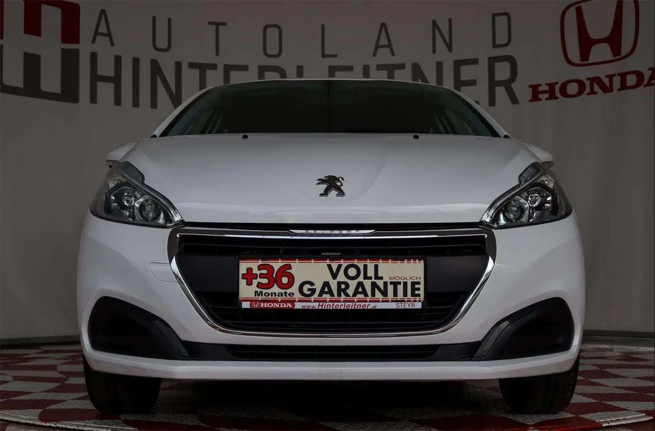 Photo 1 : Peugeot 208 2019 Petrol