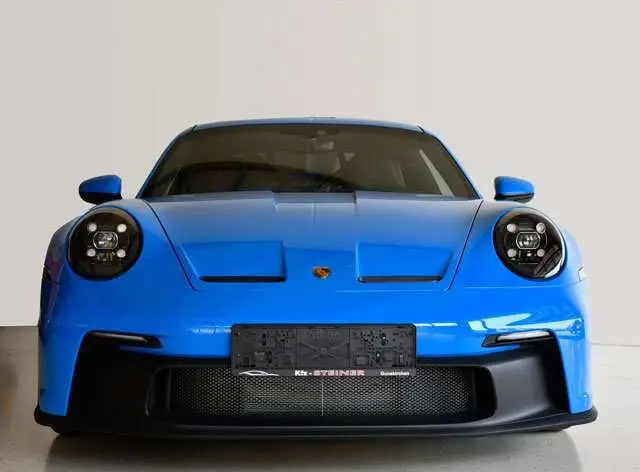 Photo 1 : Porsche 992 2022 Essence