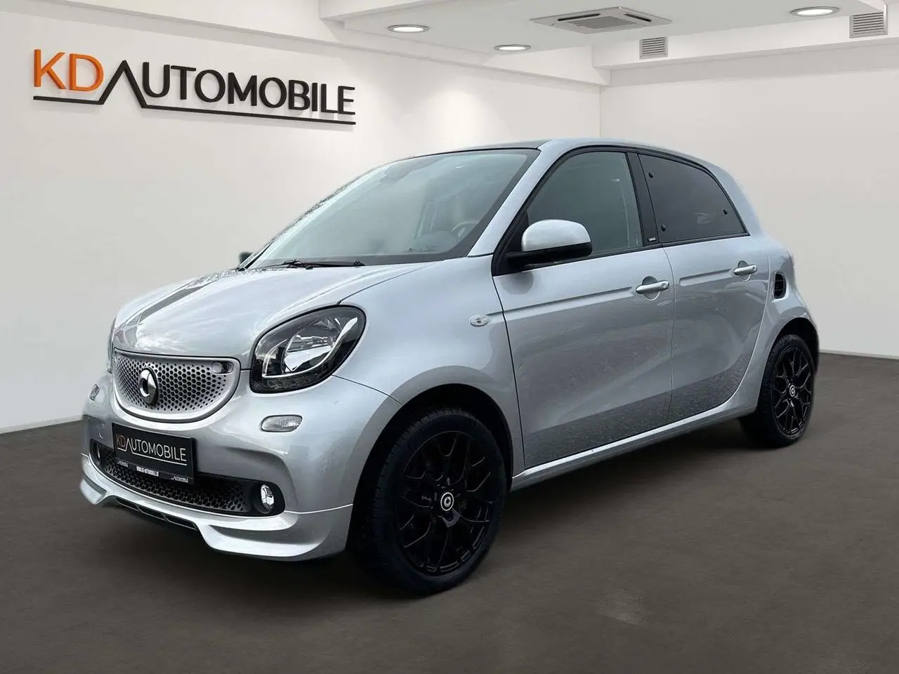 Photo 1 : Smart Forfour 2019 Essence