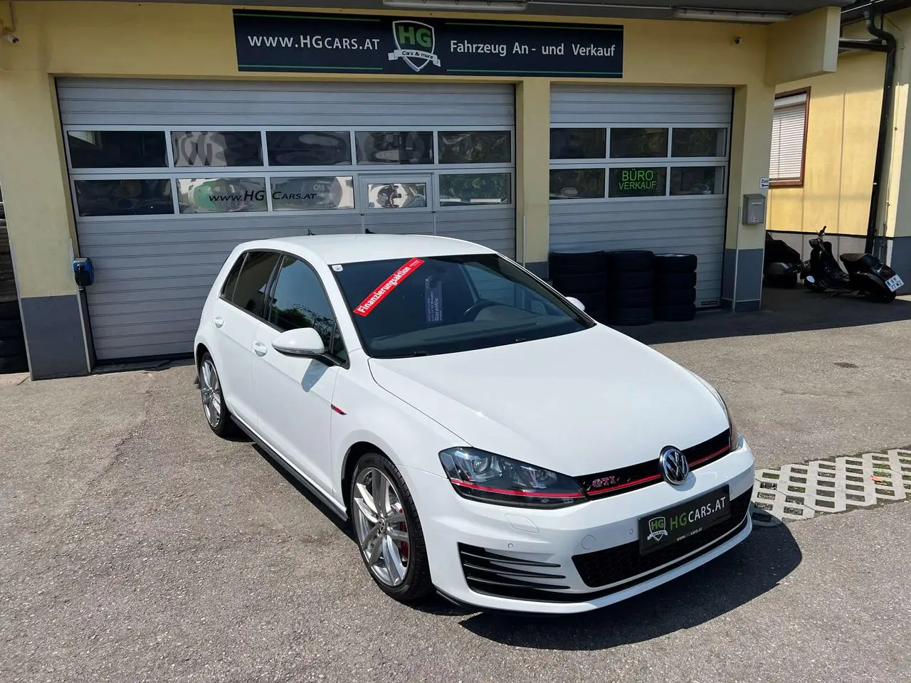 Photo 1 : Volkswagen Golf 2016 Petrol