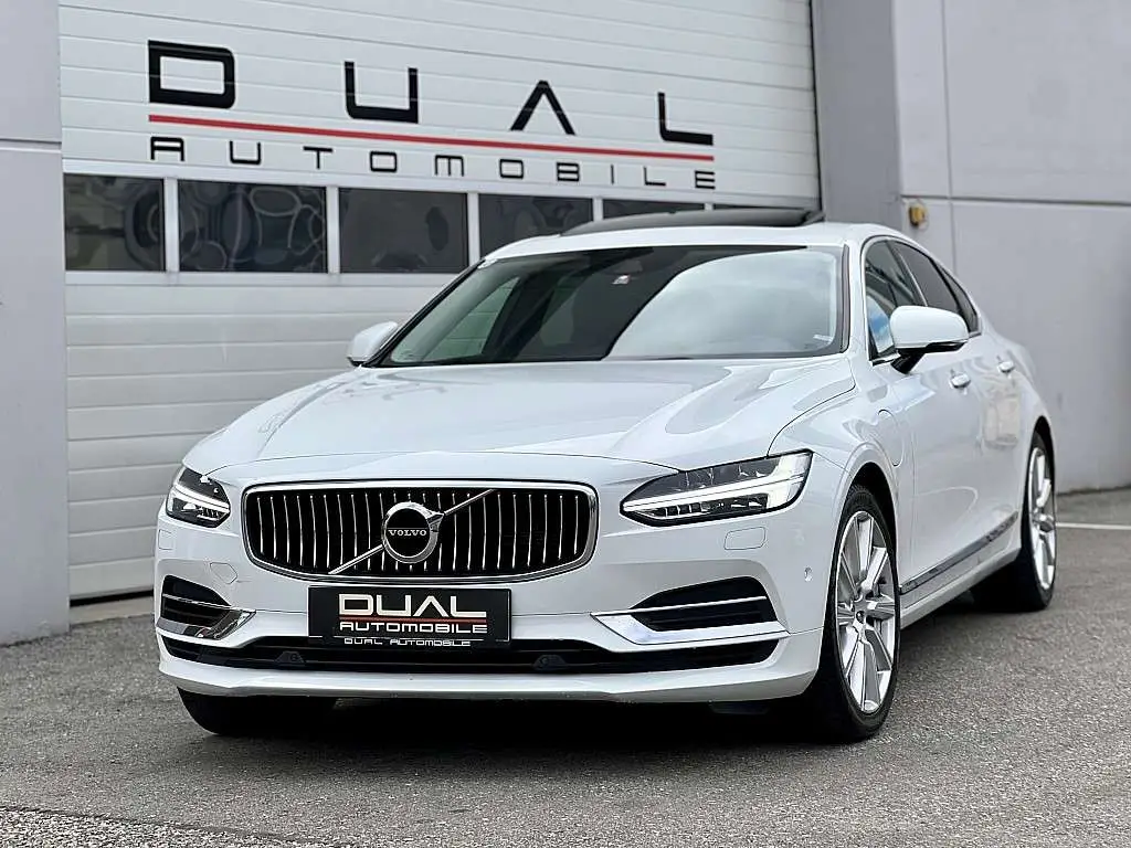 Photo 1 : Volvo S90 2018 Hybrid