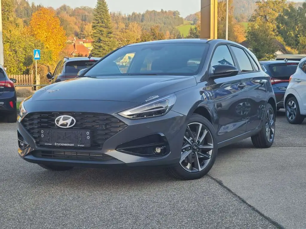 Photo 1 : Hyundai I30 2024 Petrol