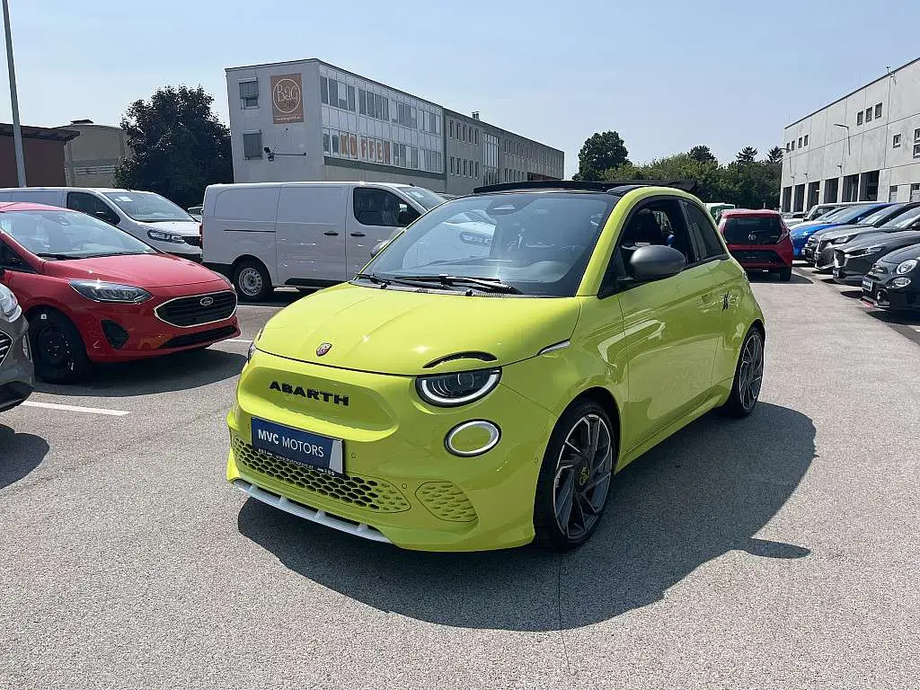 Photo 1 : Abarth 500 2023 Électrique