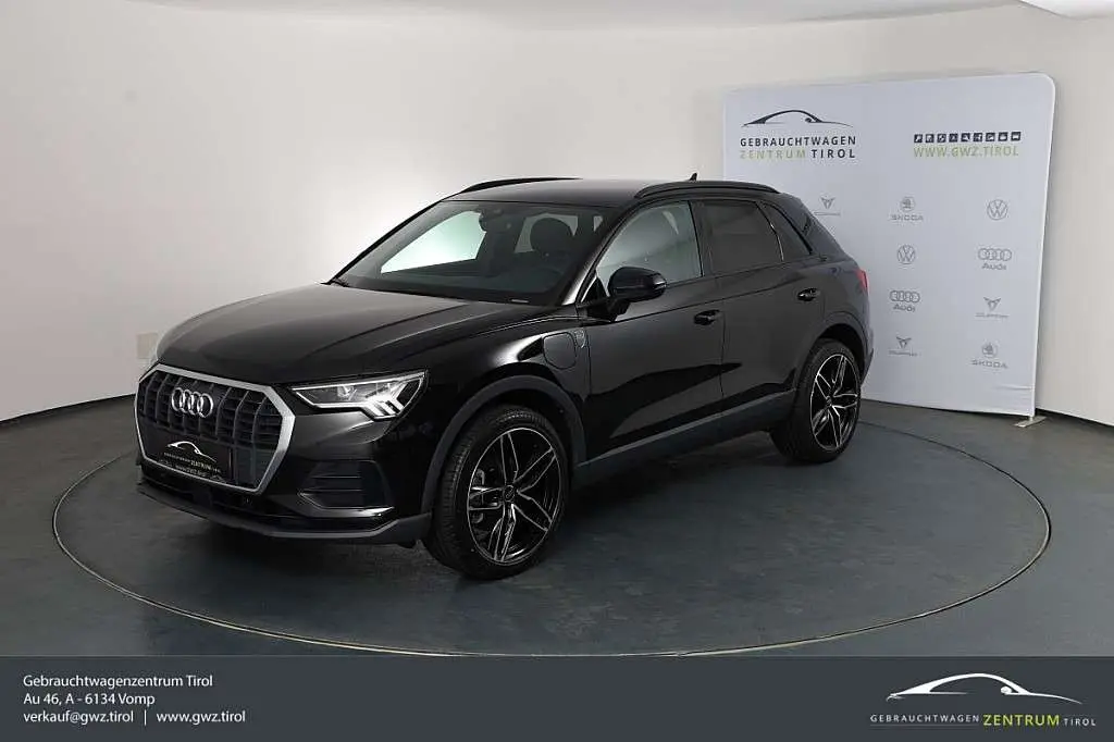 Photo 1 : Audi Q3 2022 Hybride