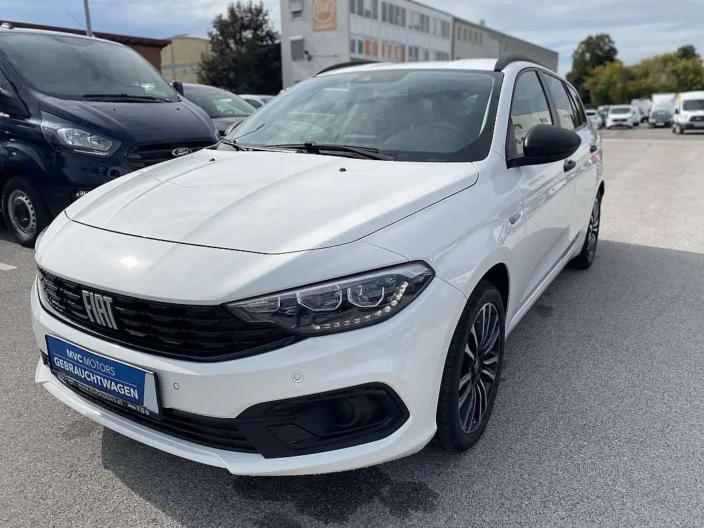 Photo 1 : Fiat Tipo 2021 Essence