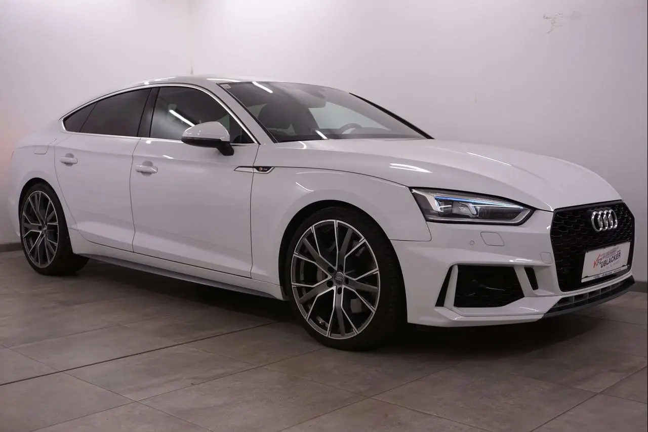 Photo 1 : Audi A5 2018 Diesel