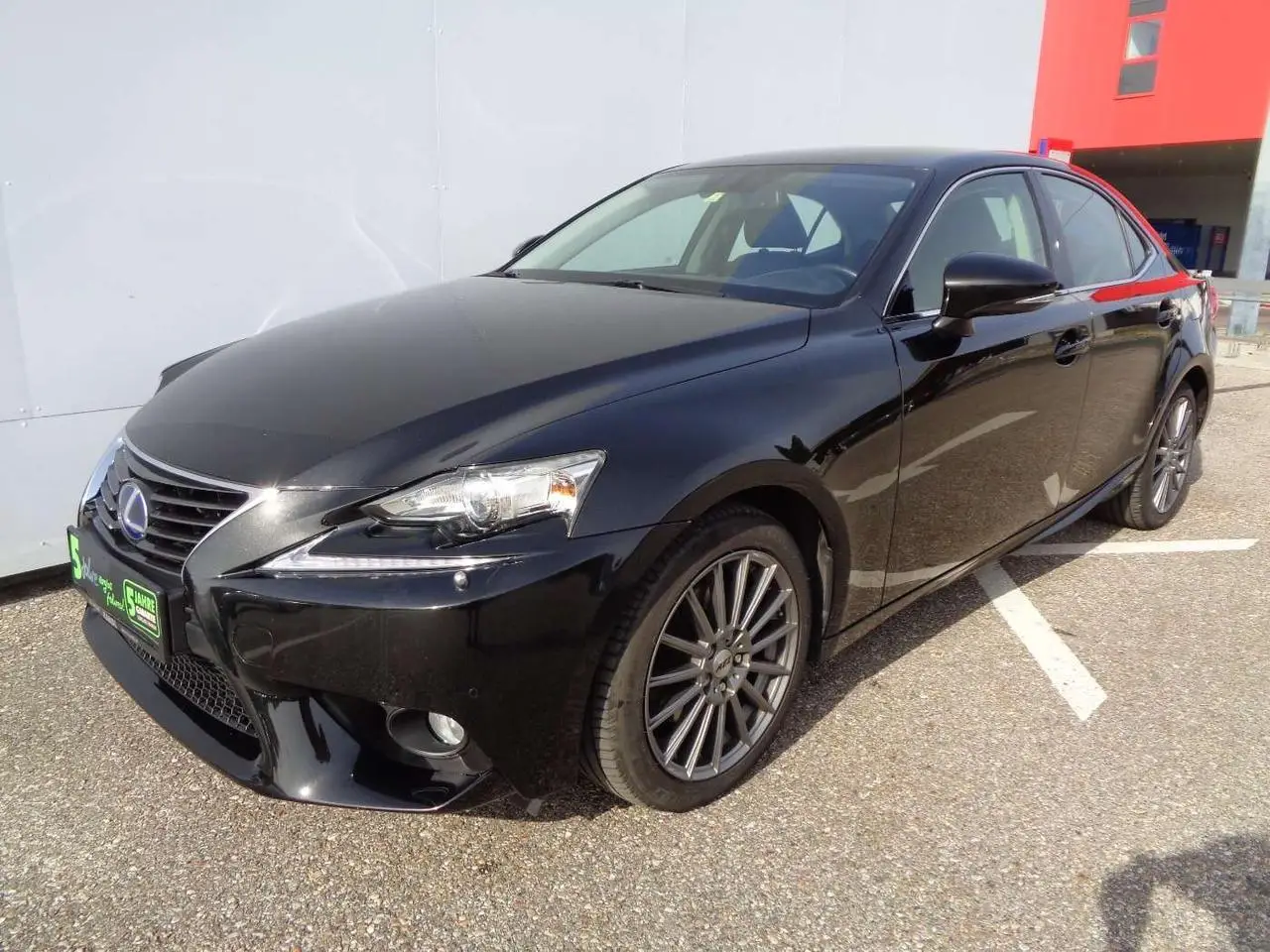 Photo 1 : Lexus Is 2015 Hybrid