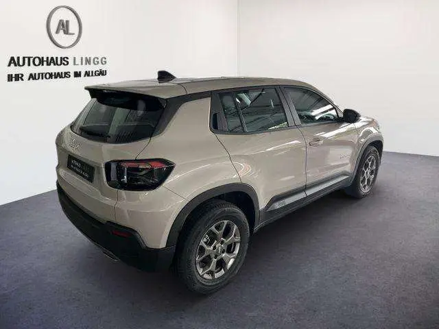 Photo 1 : Jeep Avenger 2023 Petrol