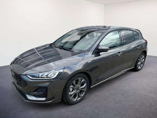 Photo 1 : Ford Focus 2024 Petrol