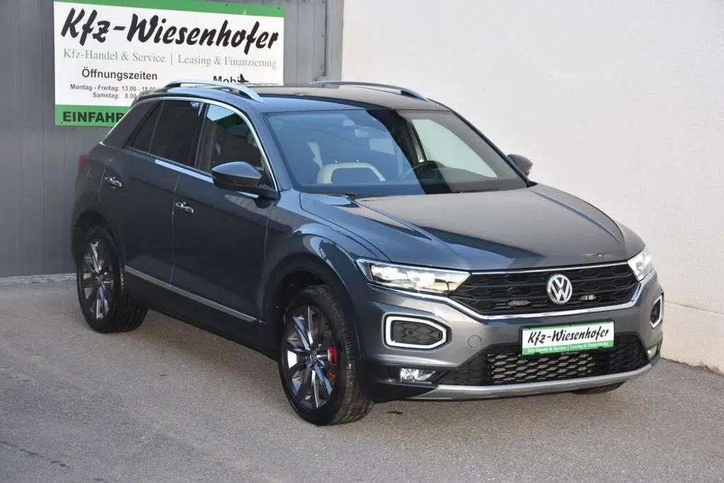 Photo 1 : Volkswagen T-roc 2018 Petrol