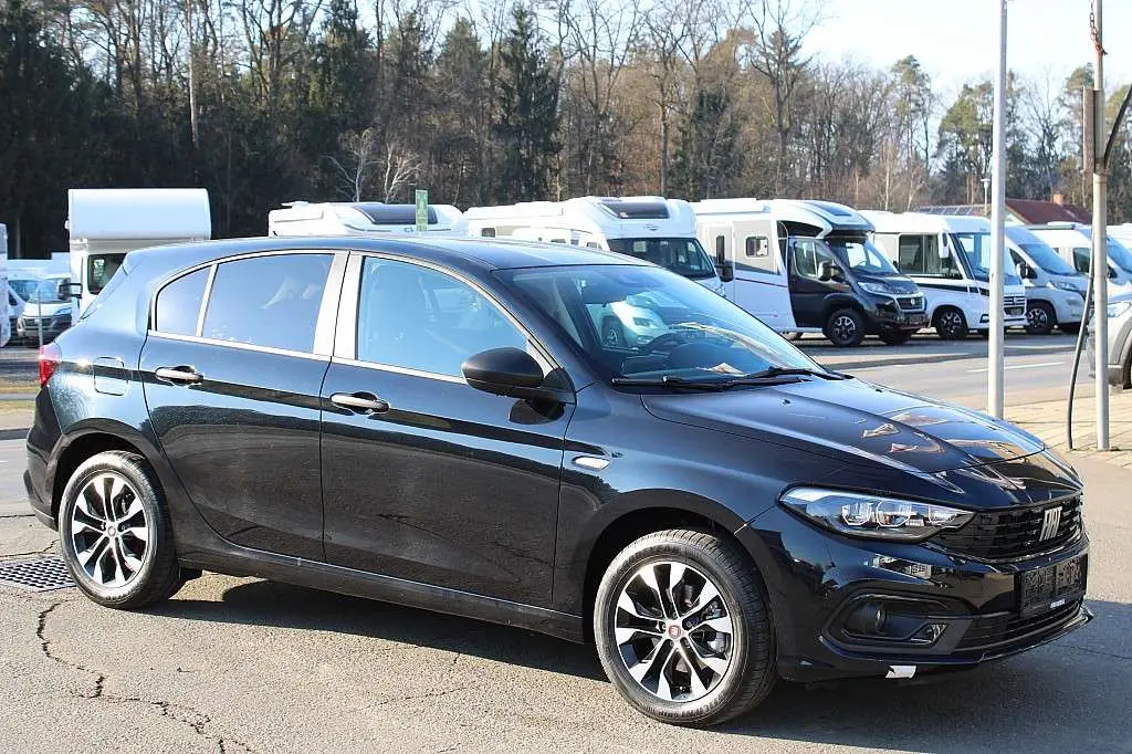 Photo 1 : Fiat Tipo 2022 Essence