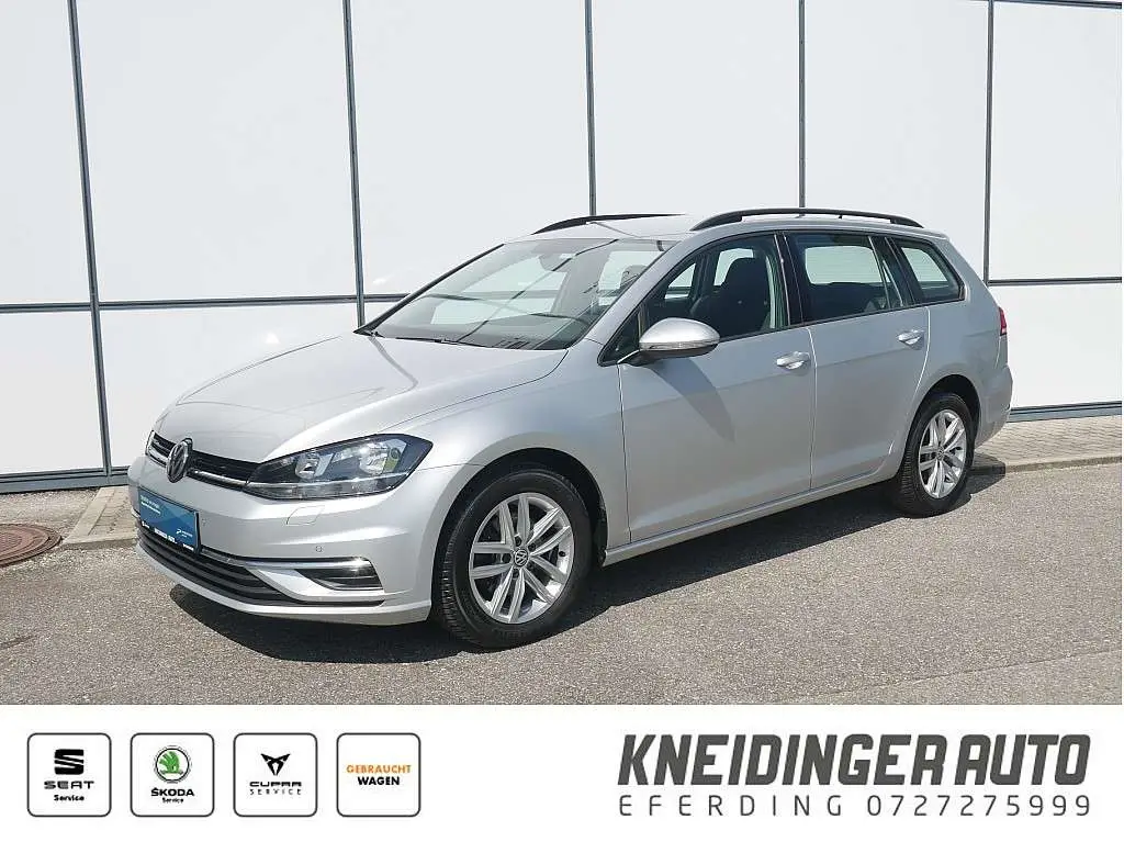 Photo 1 : Volkswagen Golf 2019 Petrol