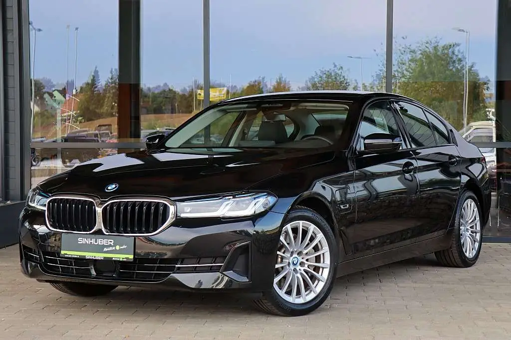 Photo 1 : Bmw Serie 5 2022 Hybrid