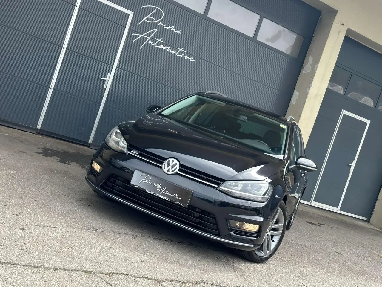 Photo 1 : Volkswagen Golf 2016 Petrol