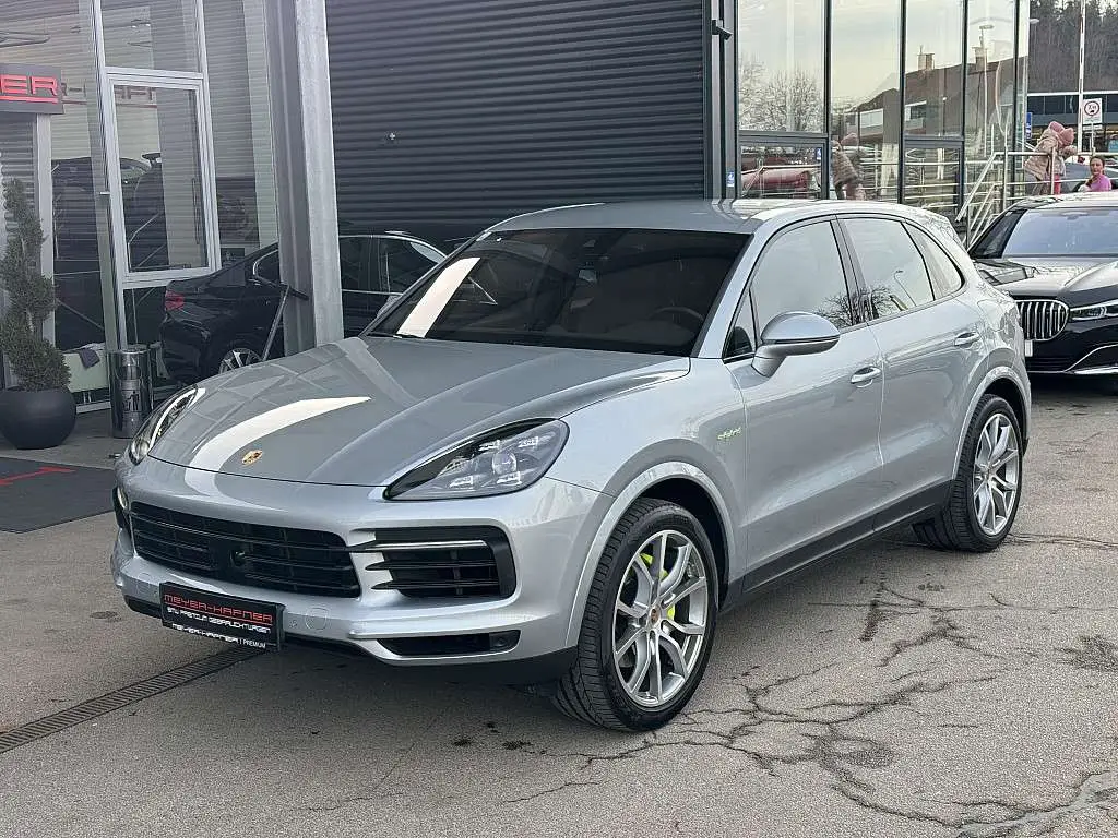 Photo 1 : Porsche Cayenne 2020 Hybride