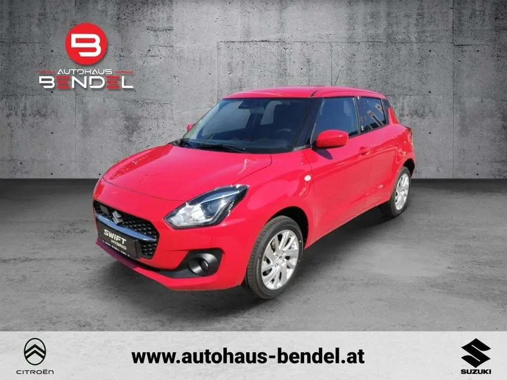 Photo 1 : Suzuki Swift 2023 Petrol